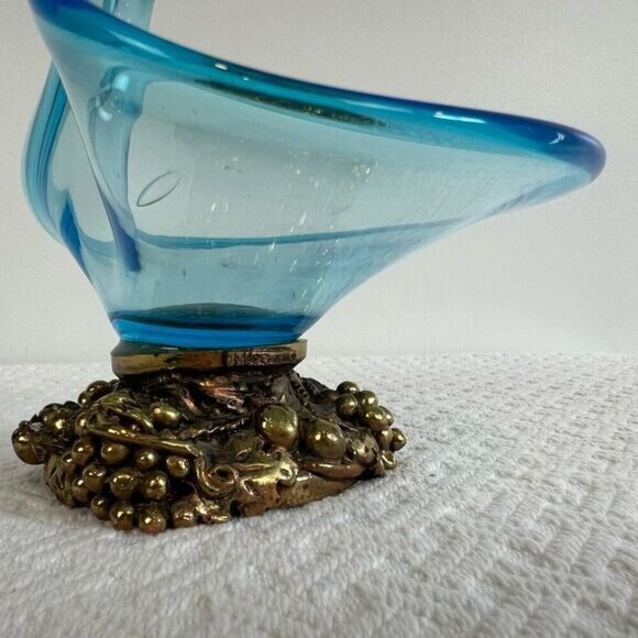 Vintage Hand Blown Blue Glass Bowl Tray Plate Centerpiece Metal Gold Base MCM - Picture 9 of 15